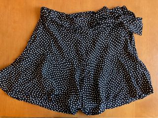 Falda-pantalón volantes lunares