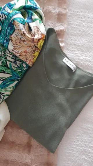 Jersey Koker manga corta verde oliva