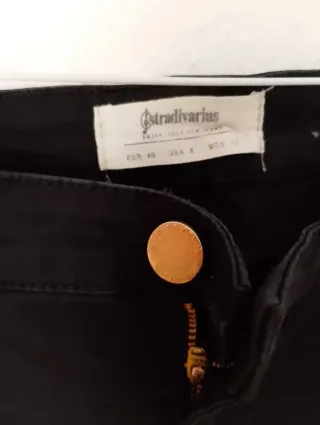Pantalones vaqueros negros Stradivarius mujer