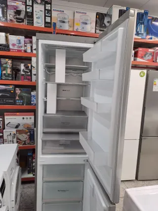 ♡NEVERA NUEVA CON TARA UNA AÑOS DE GARANTÍA♡