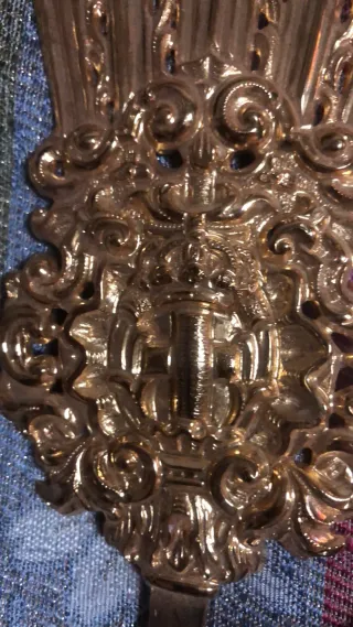 Potencias Cristo y Broche a Juego