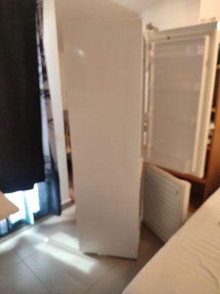 Nevera Combi Blanca marca. ICECCOOl tiene tres añc