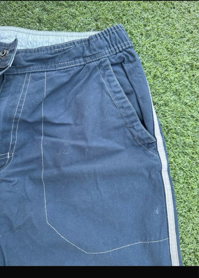 Pantalón O'Neill azul con raya lateral