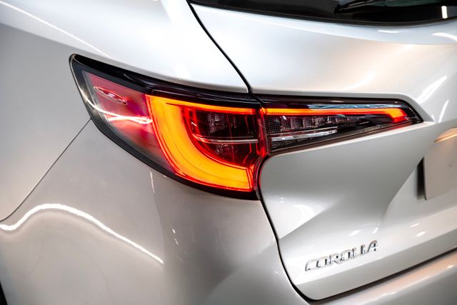 Toyota Corolla 1.8 125H Business Touring Sport