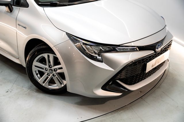 Toyota Corolla 1.8 125H Business Touring Sport