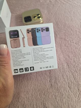 Teléfono Miniatura i16 Pro Dorado