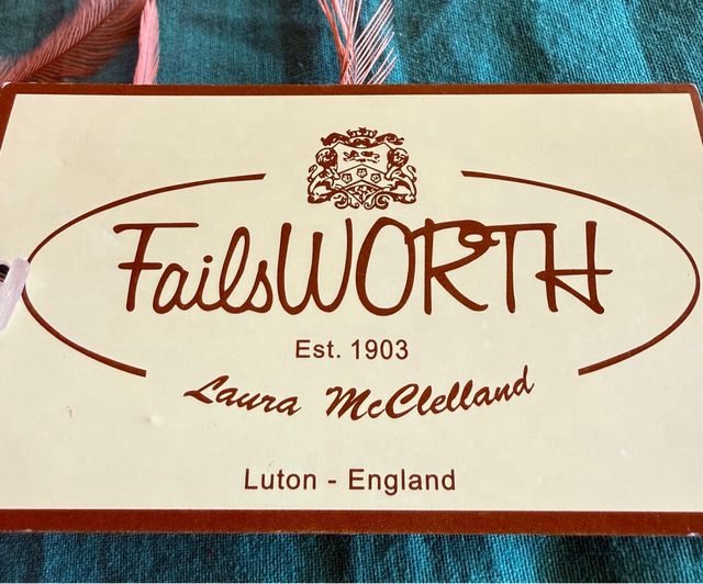 Copricapo arancione Laura McClelland Failsworth