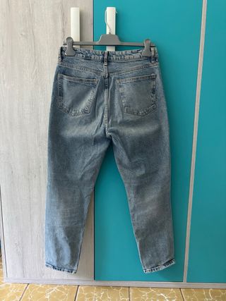 Vaqueros Zara Mom Fit Talla L Rotos