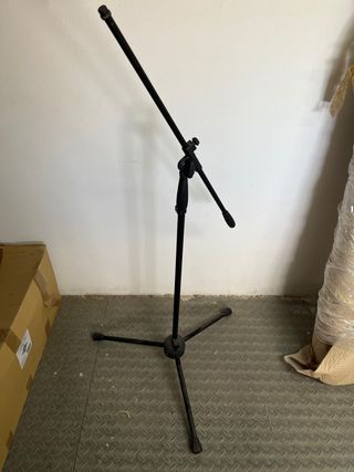 Asta per microfono nera Proel