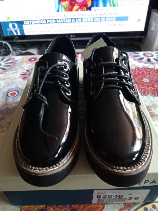 Zapatos charol negros talla 38