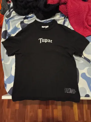 Camiseta Negra Tupac Bershka