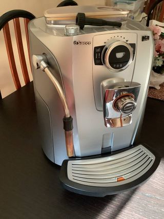 Cafetera Saeco Talea Giro Plus Plateada
