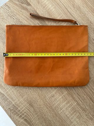 Bolso de mano artesanal piel naranja