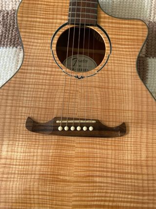 Guitarra Electroacústica Fender