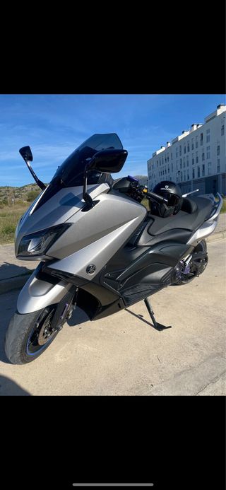 Yamaha Tmax 530