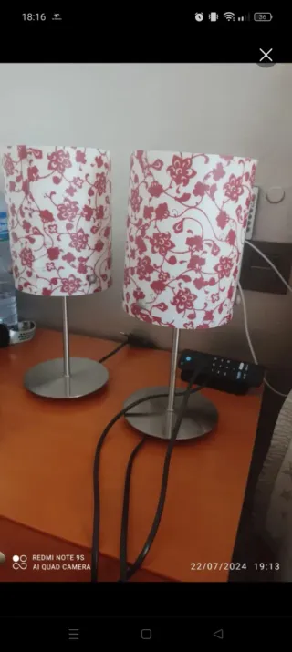 Lámparas de mesita con estampado floral