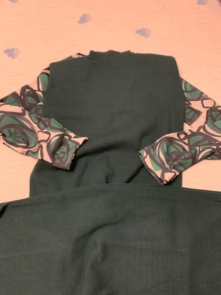 pantalón,chaleo y camiseta ZARA  verde oscuro