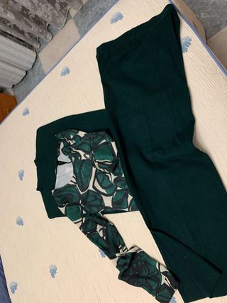 pantalón,chaleo y camiseta ZARA  verde oscuro