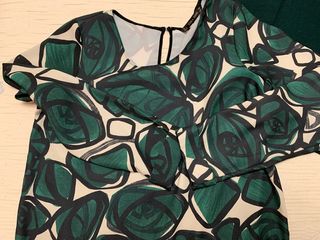 pantalón,chaleo y camiseta ZARA  verde oscuro