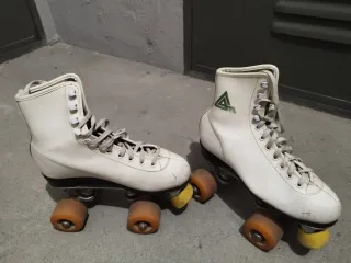 Patines blancos de ruedas