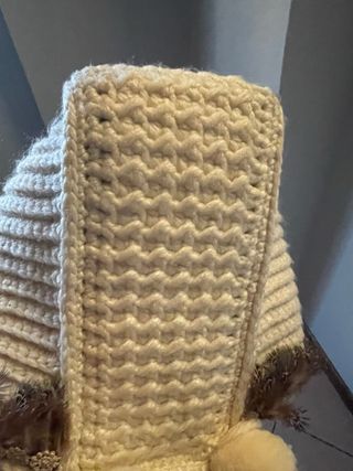 Borsa lana fatta a mano con pompon