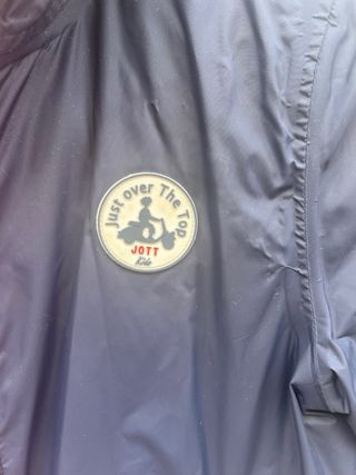 Chaqueta JOTT reversible, talla 6