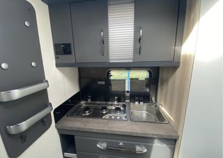 Caravana Hobby De Luxe 460 SFf