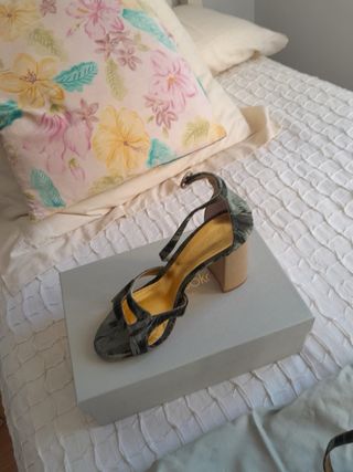 Sandalias tacón flordeasoka