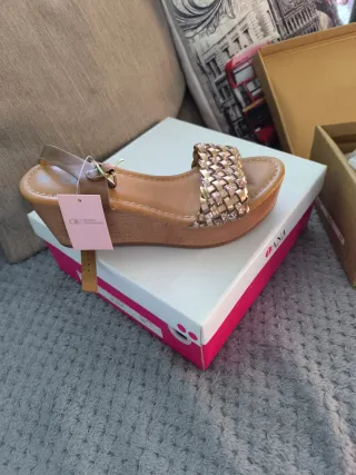 Sandalias