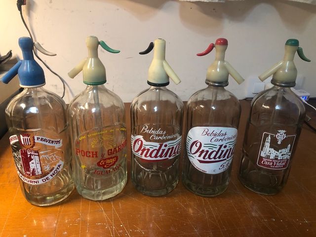 5 Bottiglie di Bevande Gassate Antiche