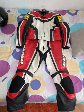 Mono de cuero SPIDI para moto