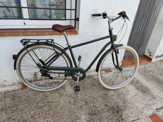 Bicicleta de paseo verde