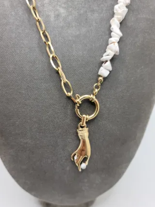Collar Dorado Mano Perla