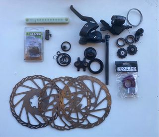 Lote piezas bicicleta: discos, maneta, cambio