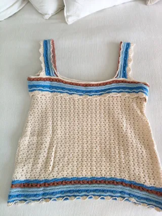 Top crochet Meisïe beige y azul talla L