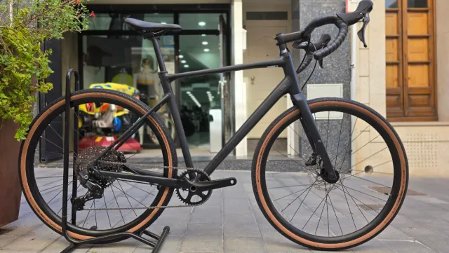 OFERTA! CUBE NUROAD PRO GRAVEL NUEVA 2025 Talla 56