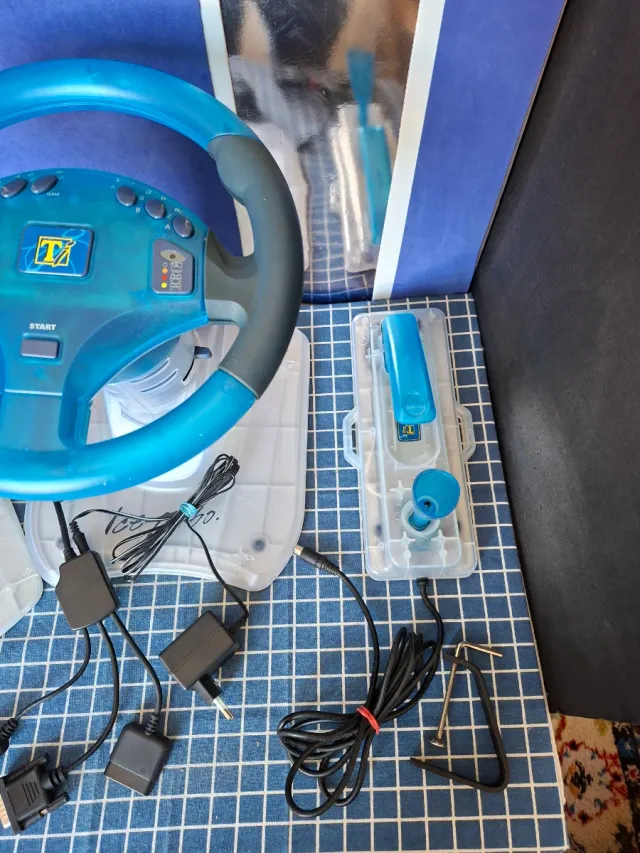 N64/PS2/PS1 VOLANTE +PEDALES +CAMBIO CON FRENO