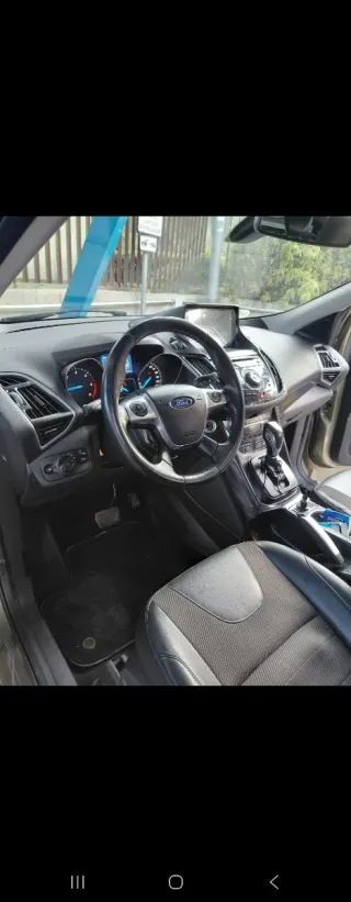 Ford Kuga 2014