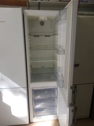 Nevera Beko con garantía y transporte