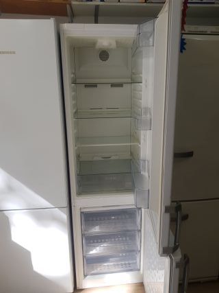 Nevera Beko con garantía y transporte
