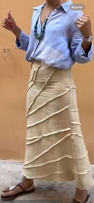 Falda beige Massimo Dutti