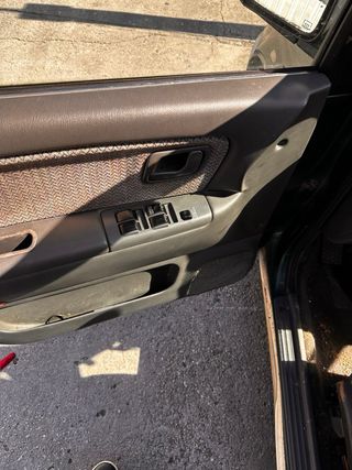 Despiece Mitsubishi Space Wagon GLXi