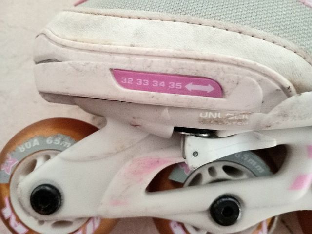 Patines en línea rosas para niña