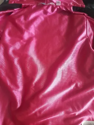 M Chaqueta Adidas Chile 62 Negra y Rosa/Fucsia 