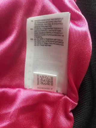 M Chaqueta Adidas Chile 62 Negra y Rosa/Fucsia 