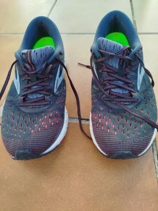 Zapatillas Brooks Running.