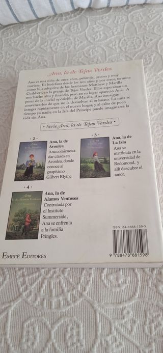 Ana, la de tejas verdes