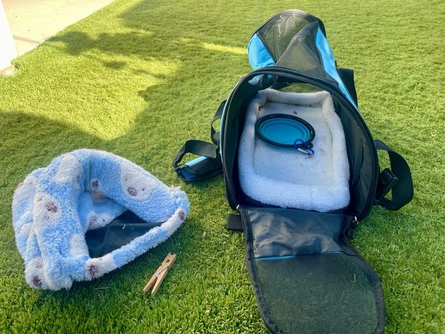 Transportín para conejo con cama