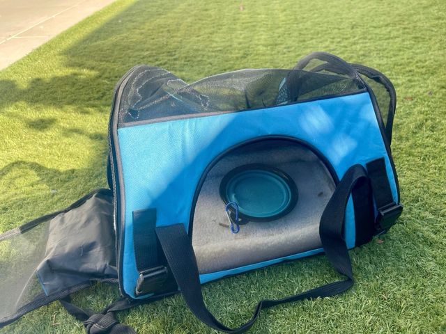 Transportín para conejo con cama