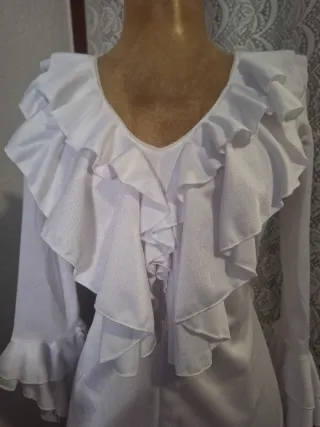 BLUSA FLAMENCA NUEVA CON VOLANTES TALLA M